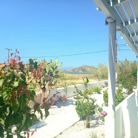 Naxos Beachwalk Apartment *