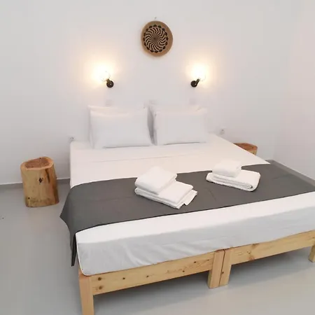 Naxos Beachwalk Apartment *