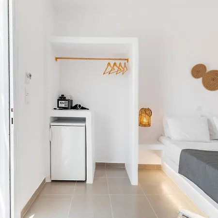 Naxos Beachwalk Apartment *