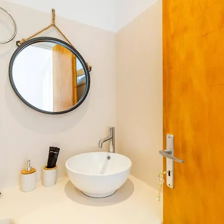 Naxos Beachwalk Apartment *