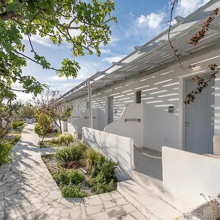 Naxos Beachwalk Apartment *
